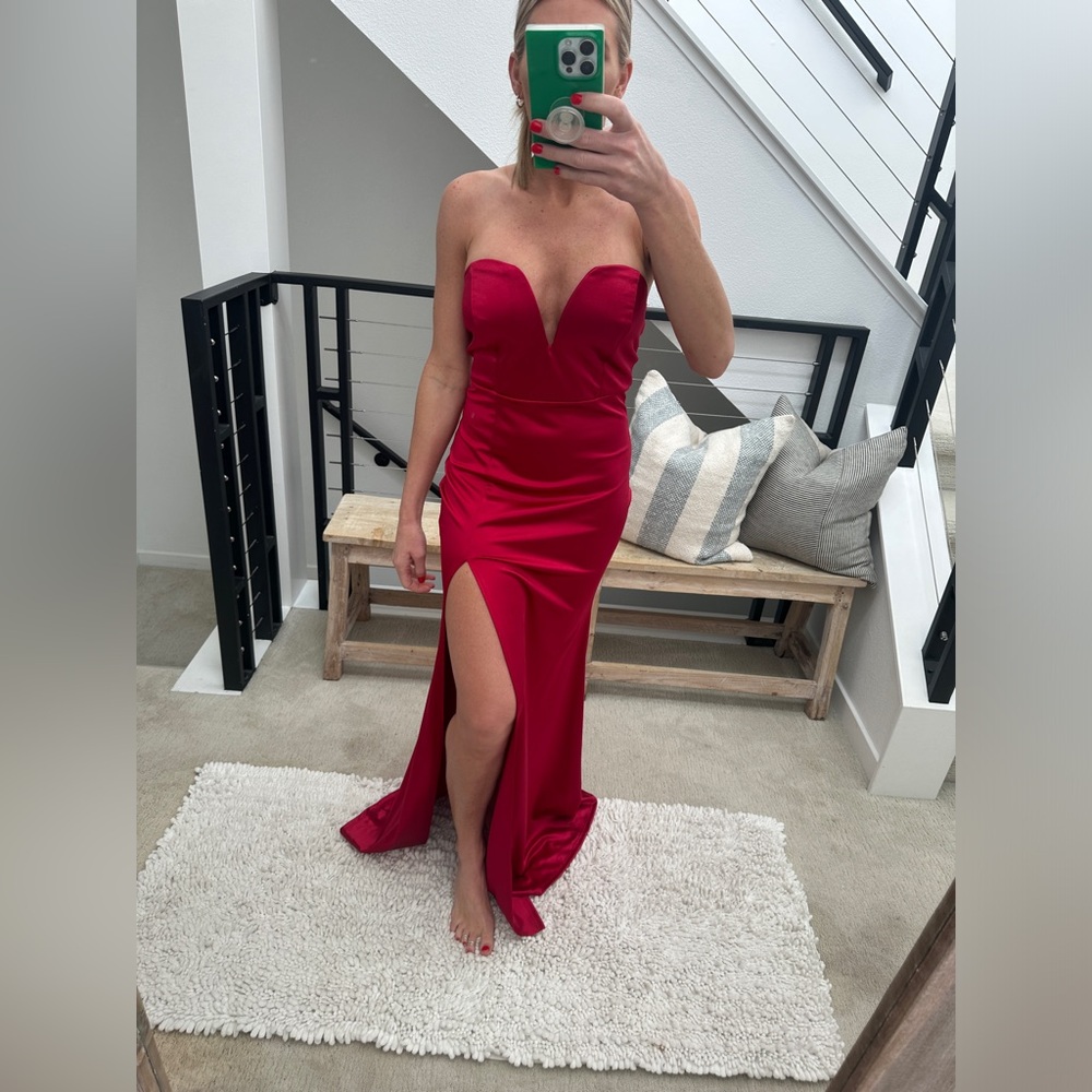 Windsor Red Strapless Sweetheart Gown | V-Cut Corset Bodice + Slit | NWOT Size M